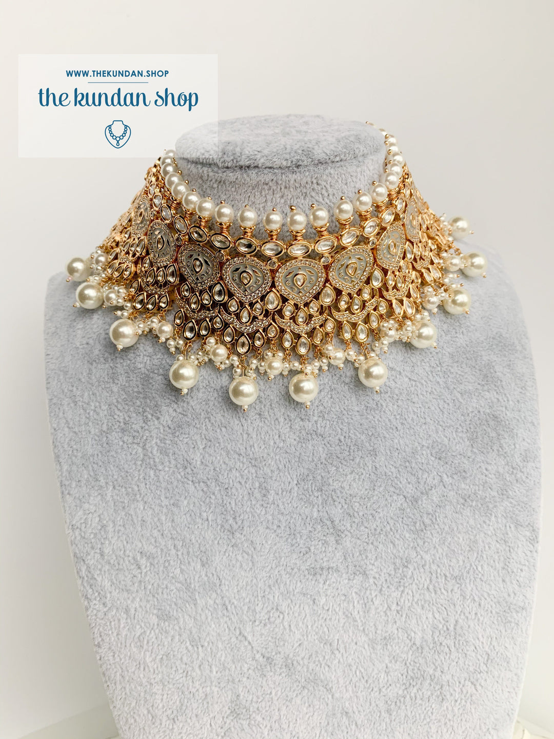 Infatuation in Grey Necklace Sets THE KUNDAN SHOP 