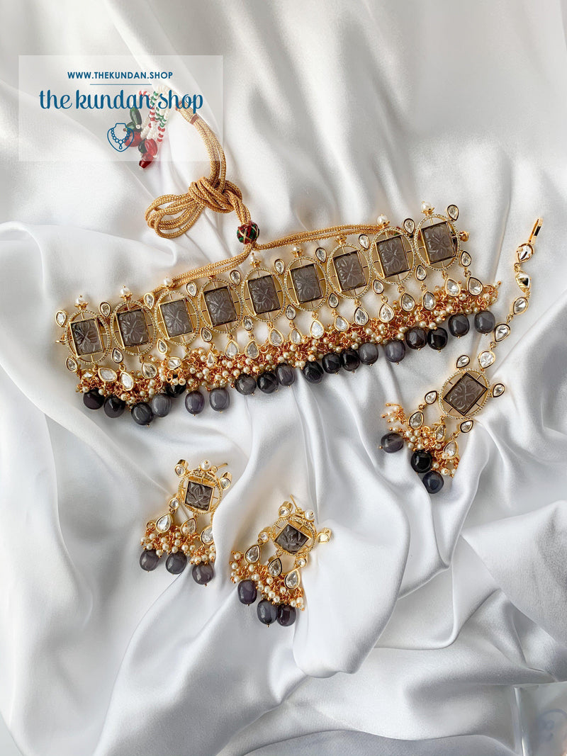 Royal Castle in Dark Grey Necklace Sets THE KUNDAN SHOP 