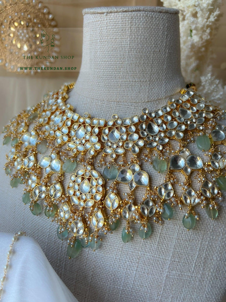 Unconditional Sage in Kundan Necklace Sets THE KUNDAN SHOP 