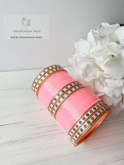 Classic Chooda in Light Pink (2 hands)