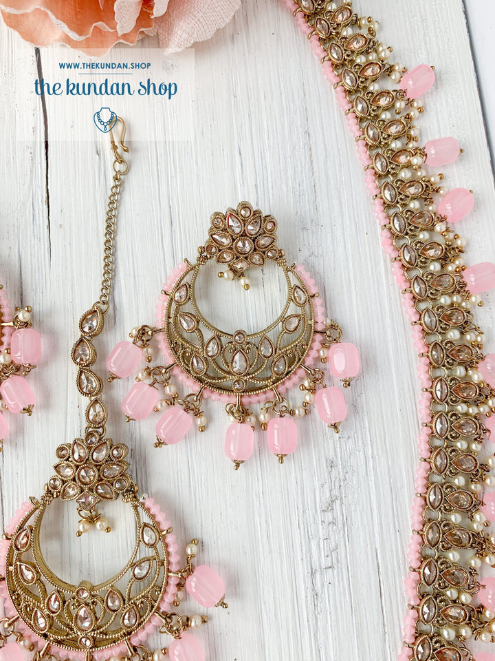 Vigorous in Light Pink Necklace Sets THE KUNDAN SHOP 