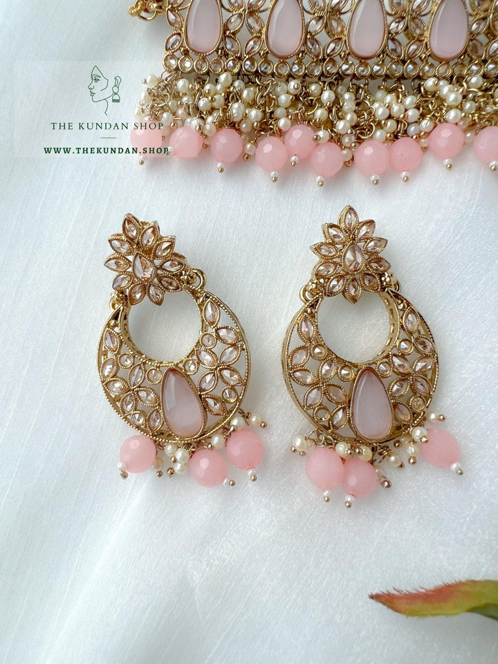 Oversight in Pink Necklace Sets THE KUNDAN SHOP 