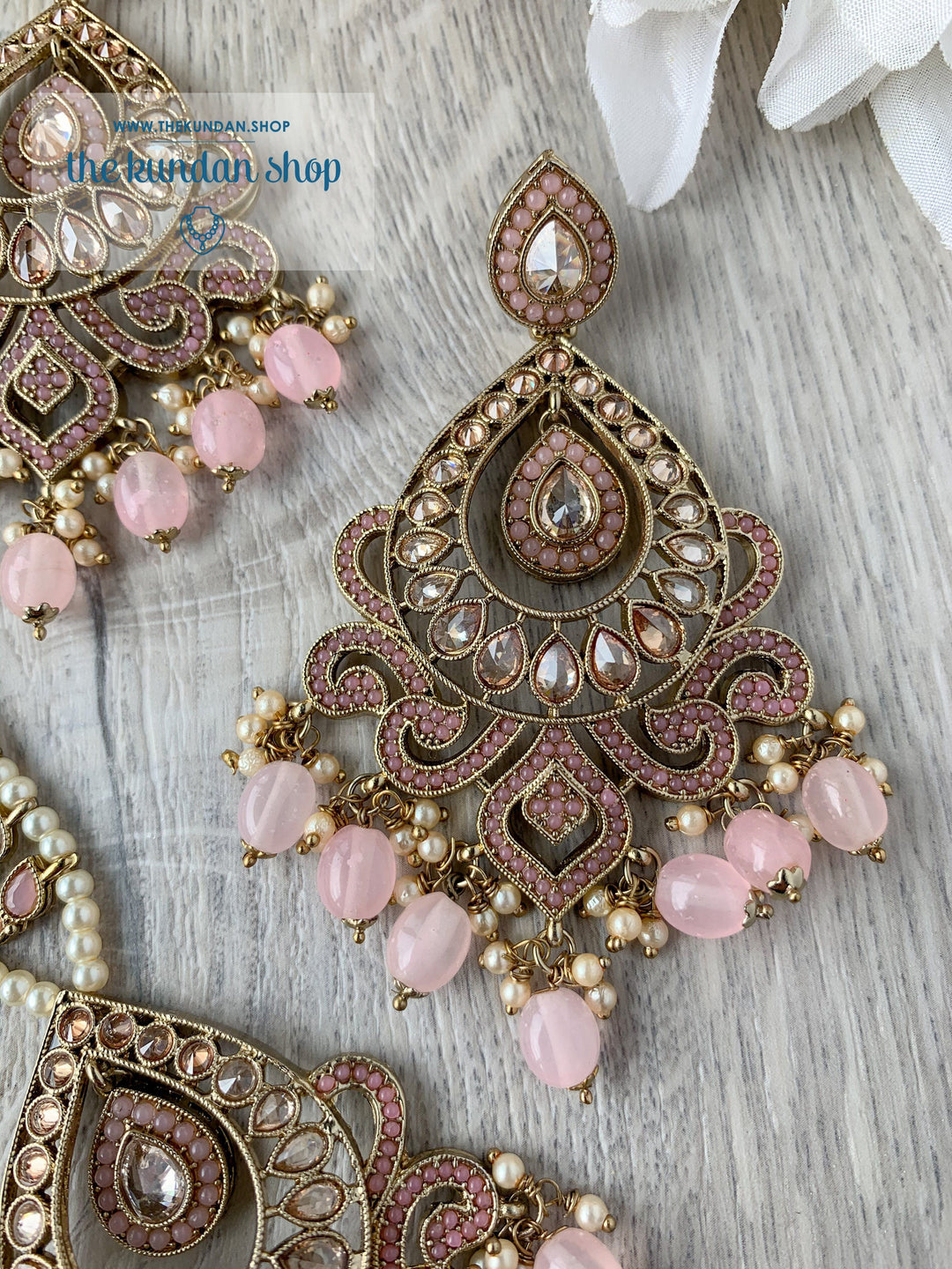 At Ease in Light Pink Earrings + Tikka THE KUNDAN SHOP 