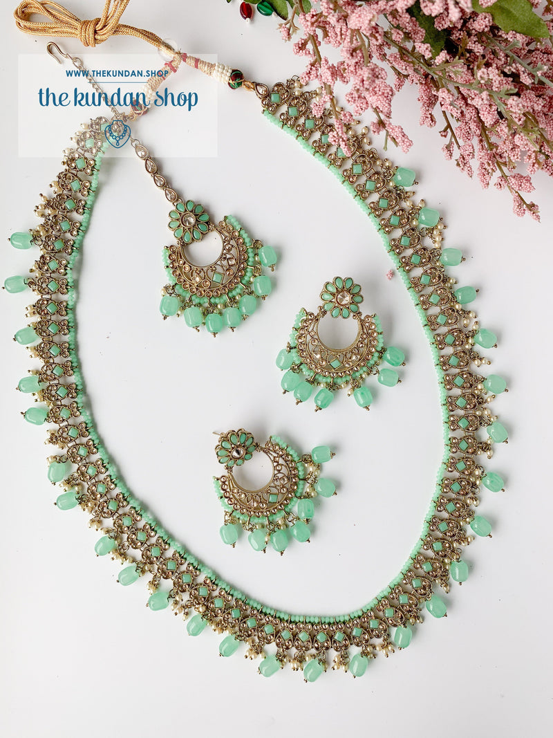 Dynamic in Mint Green Necklace Sets THE KUNDAN SHOP 