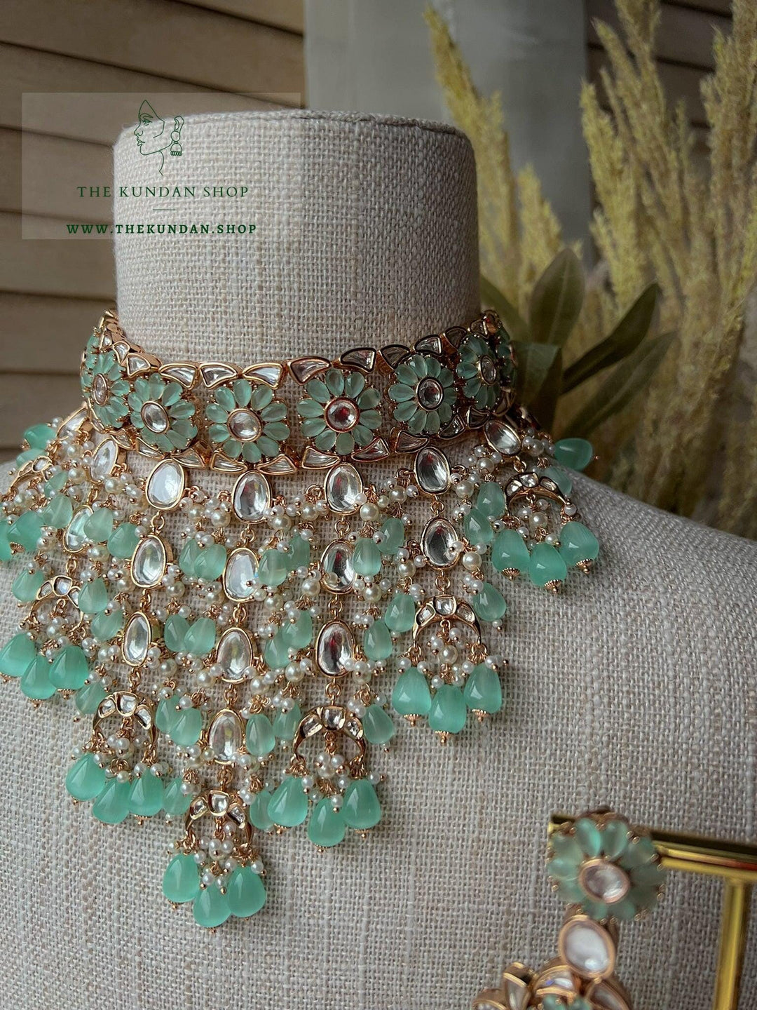 Riveting in Mint Necklace Sets THE KUNDAN SHOP 