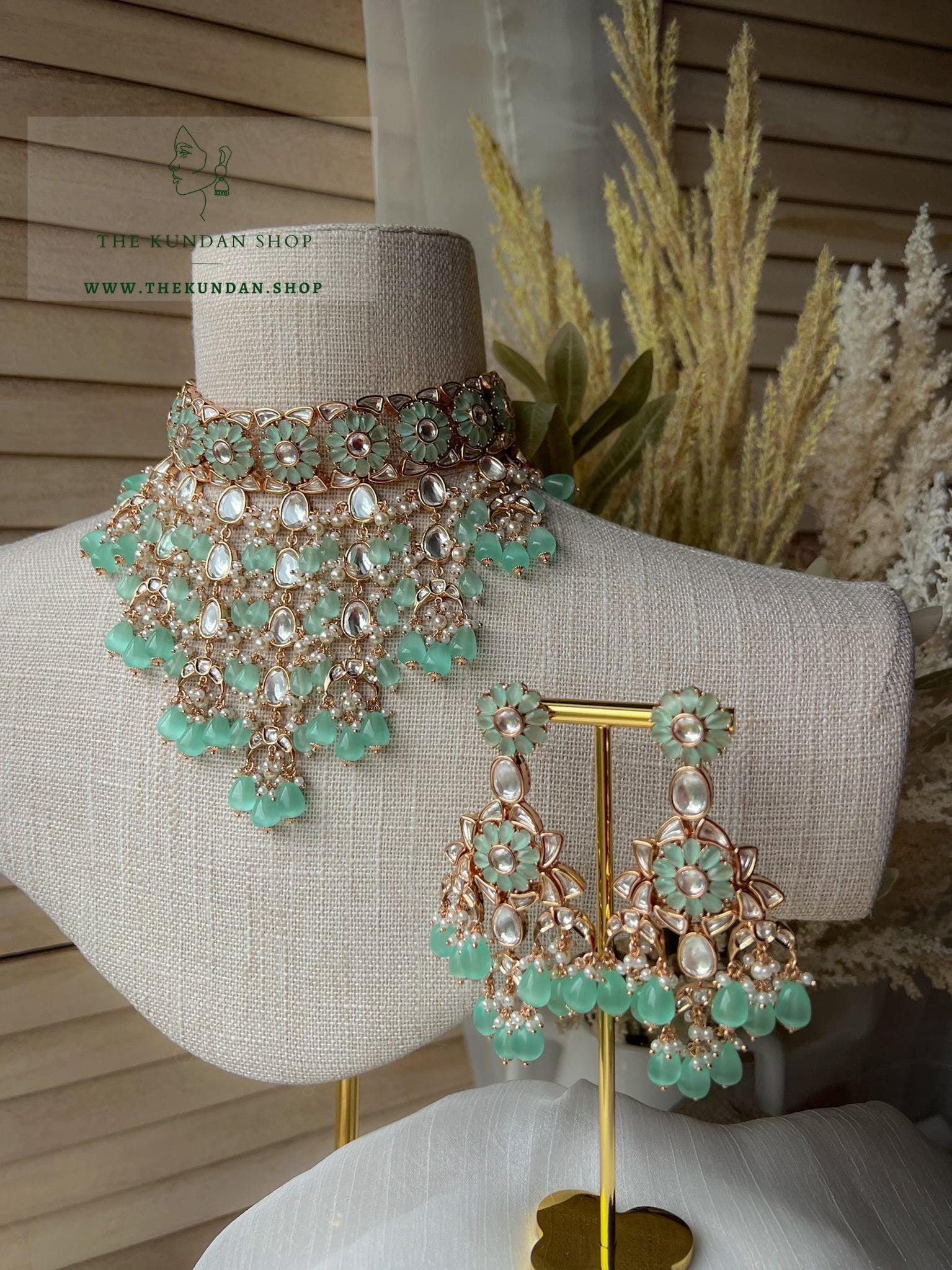 Riveting in Mint Necklace Sets THE KUNDAN SHOP 