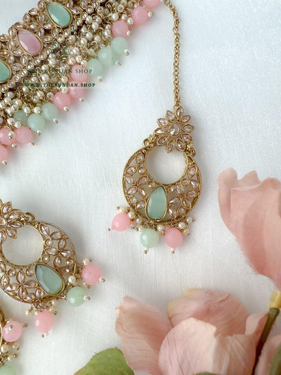 Oversight in Mint & Pink Necklace Sets THE KUNDAN SHOP 