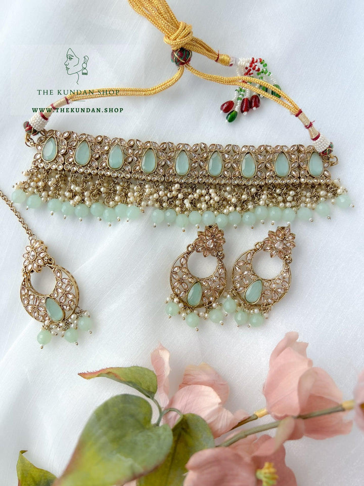 Oversight in Mint Necklace Sets THE KUNDAN SHOP 