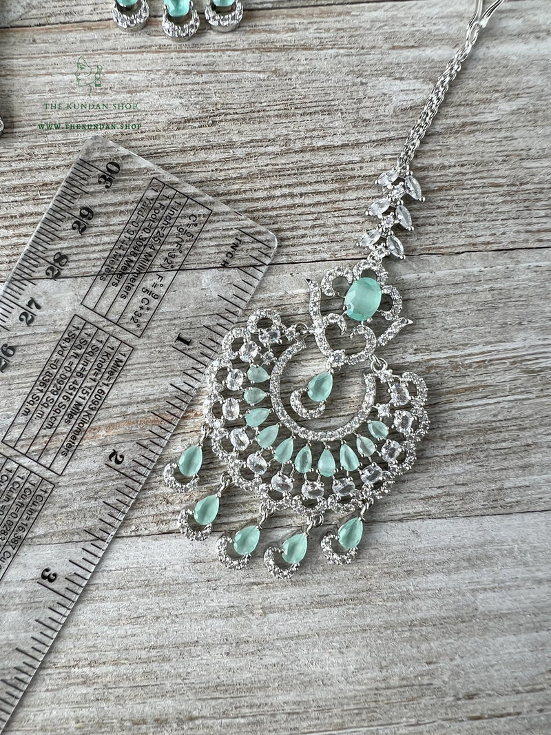 Catch in Silver & Mint Earrings + Tikka THE KUNDAN SHOP 