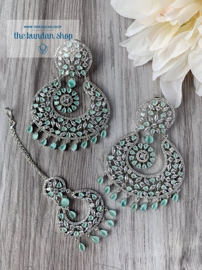 Brilliance in Silver & Mint Earrings + Tikka THE KUNDAN SHOP 
