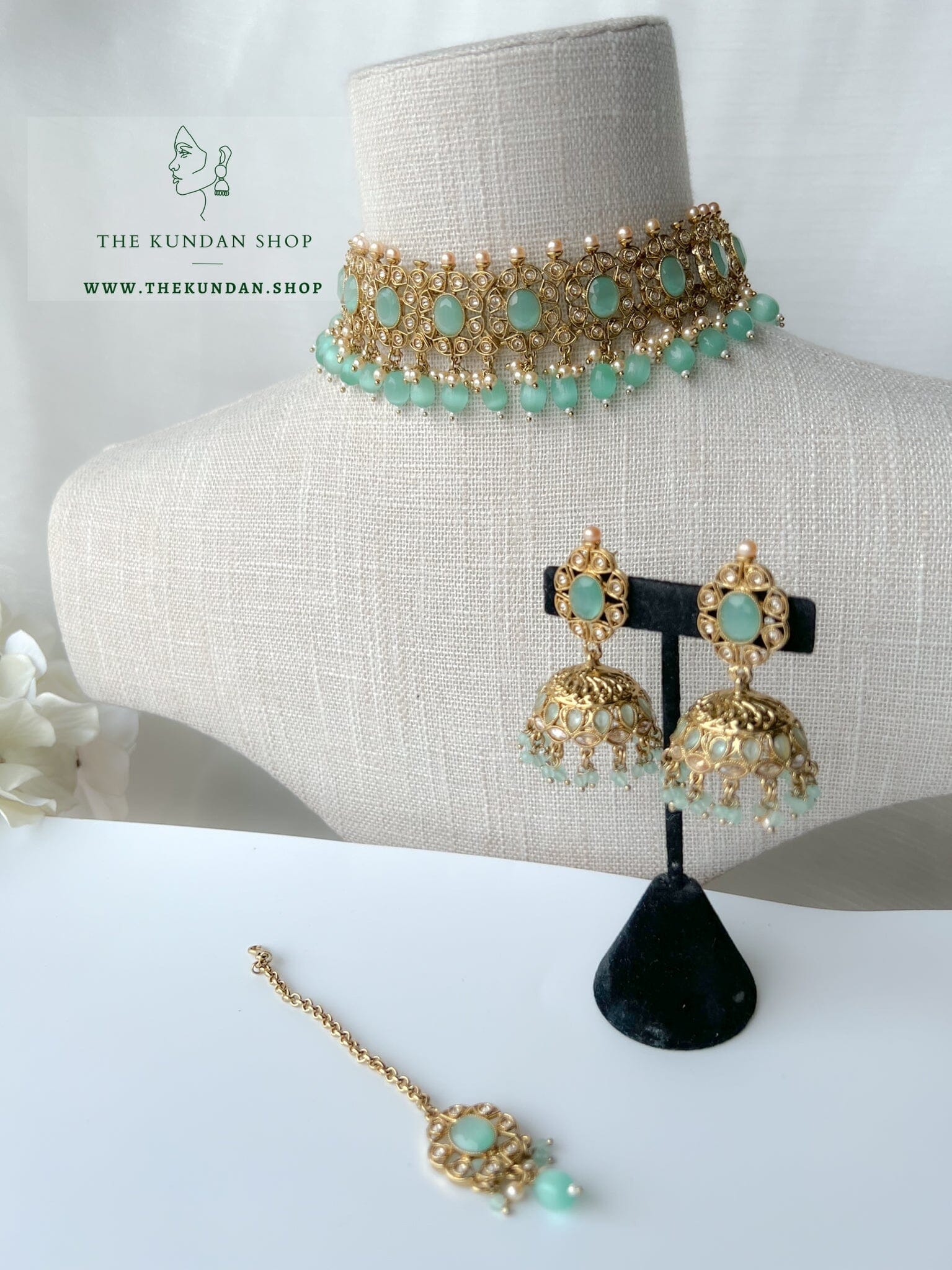 Reunite in Pastel Green Necklace Sets THE KUNDAN SHOP 