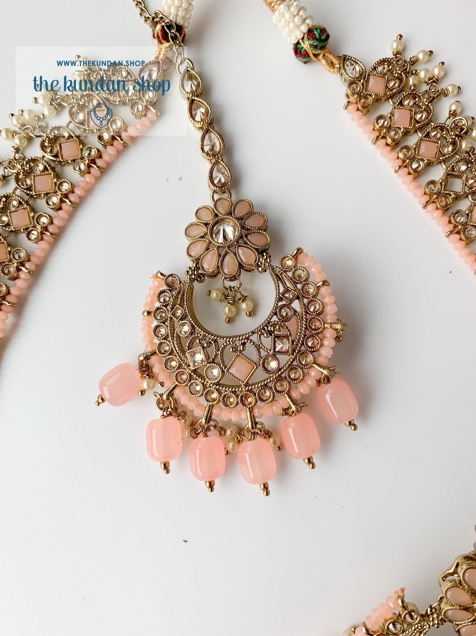 Dynamic in Peach Necklace Sets THE KUNDAN SHOP 