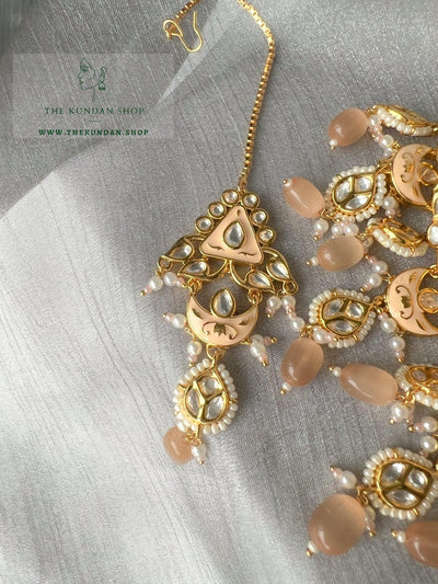 Valued in Peach Necklace Sets THE KUNDAN SHOP 