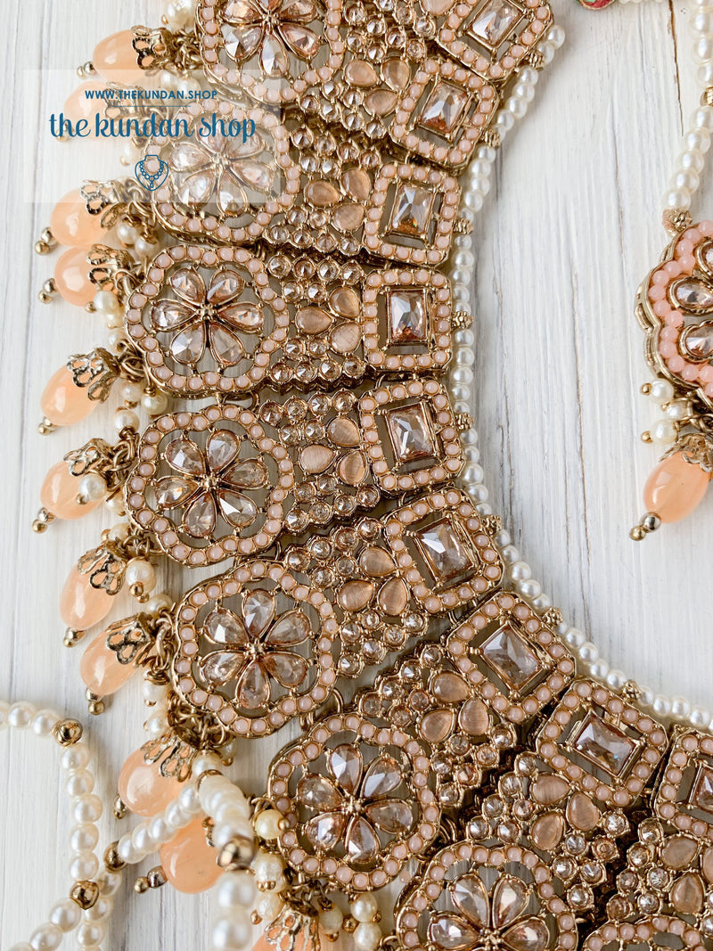 Liberated in Peach Necklace Sets THE KUNDAN SHOP 