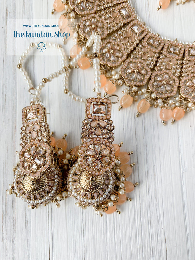 Liberated in Peach Necklace Sets THE KUNDAN SHOP 