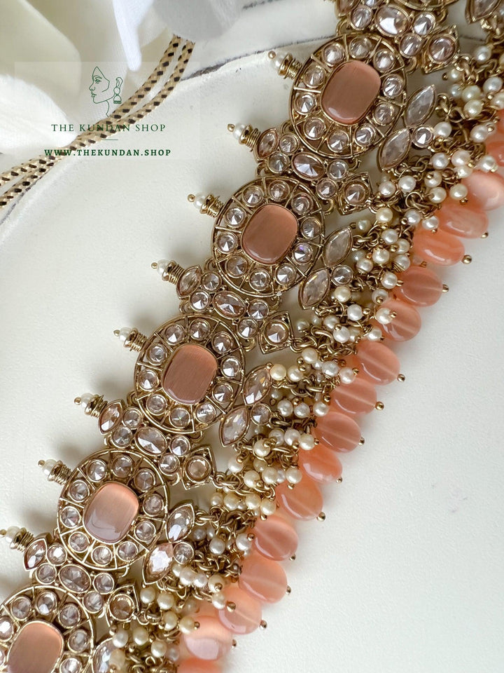 Temptation in Peach Necklace Sets THE KUNDAN SHOP 