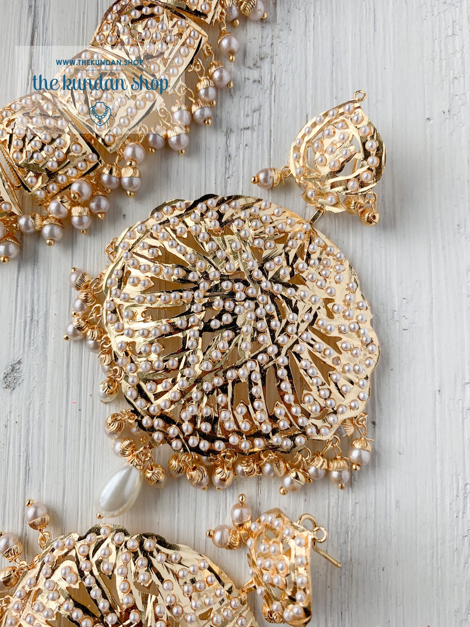 Deliverance in Pearl Necklace Sets THE KUNDAN SHOP 