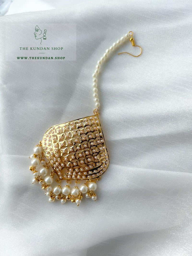 Attainable Tikka in Pearl Maangtikka THE KUNDAN SHOP 