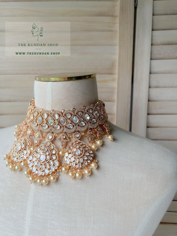 Romance in Pearl Necklace Sets THE KUNDAN SHOP 