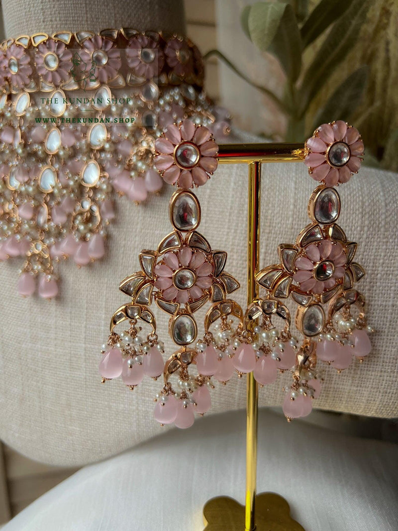 Riveting in Pink Necklace Sets THE KUNDAN SHOP 