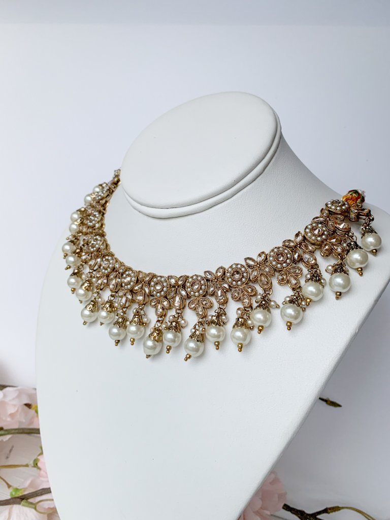 A Hidden Gem Necklace Sets THE KUNDAN SHOP Pearl 