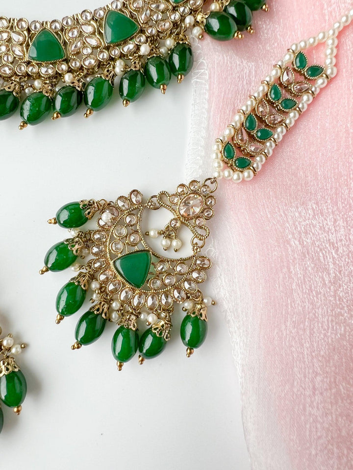 Pristine in Green Necklace Sets THE KUNDAN SHOP 