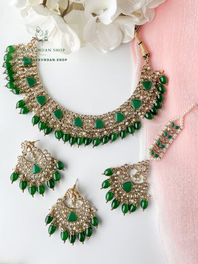 Pristine in Green Necklace Sets THE KUNDAN SHOP 