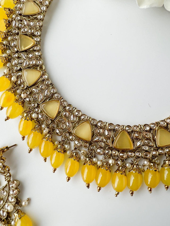 Pristine in Yellow Necklace Sets THE KUNDAN SHOP 