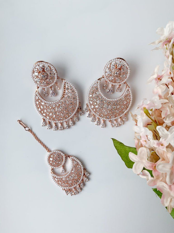Decisive in Rose Gold Earrings + Tikka THE KUNDAN SHOP 