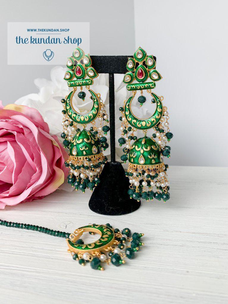Persuasive in Green Earrings + Tikka THE KUNDAN SHOP 