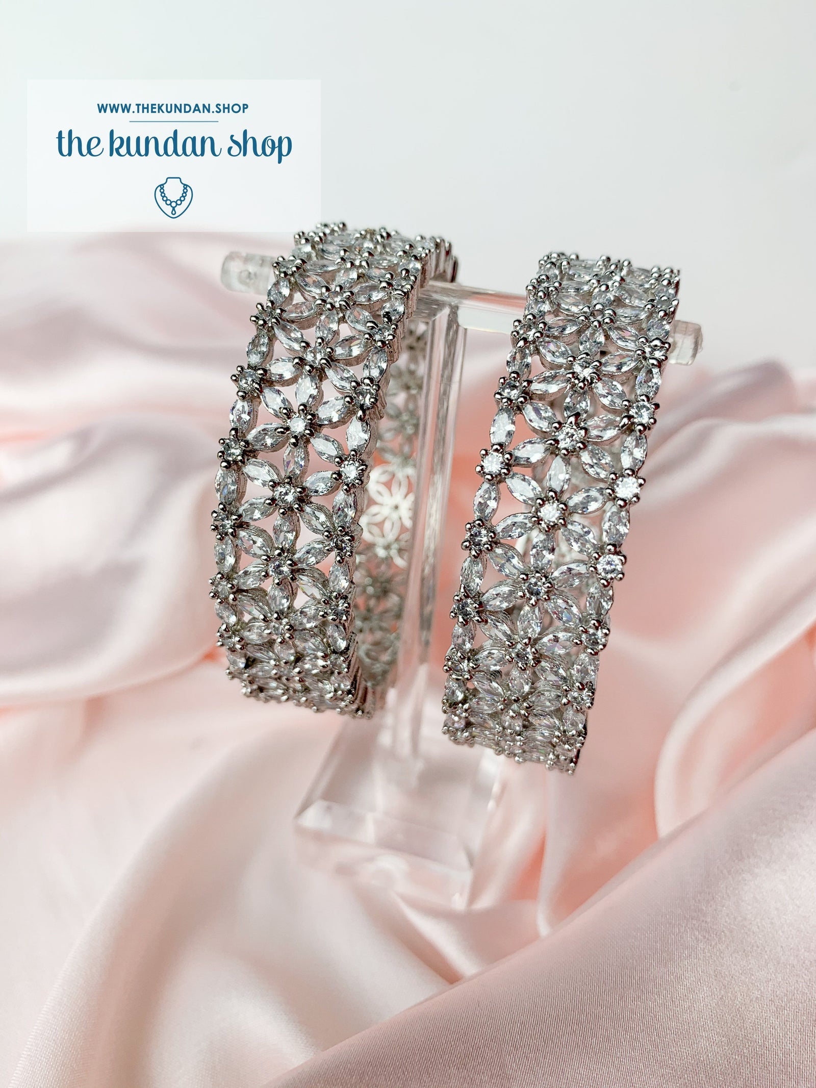 Silver Stone Floral Pair Bangles THE KUNDAN SHOP 