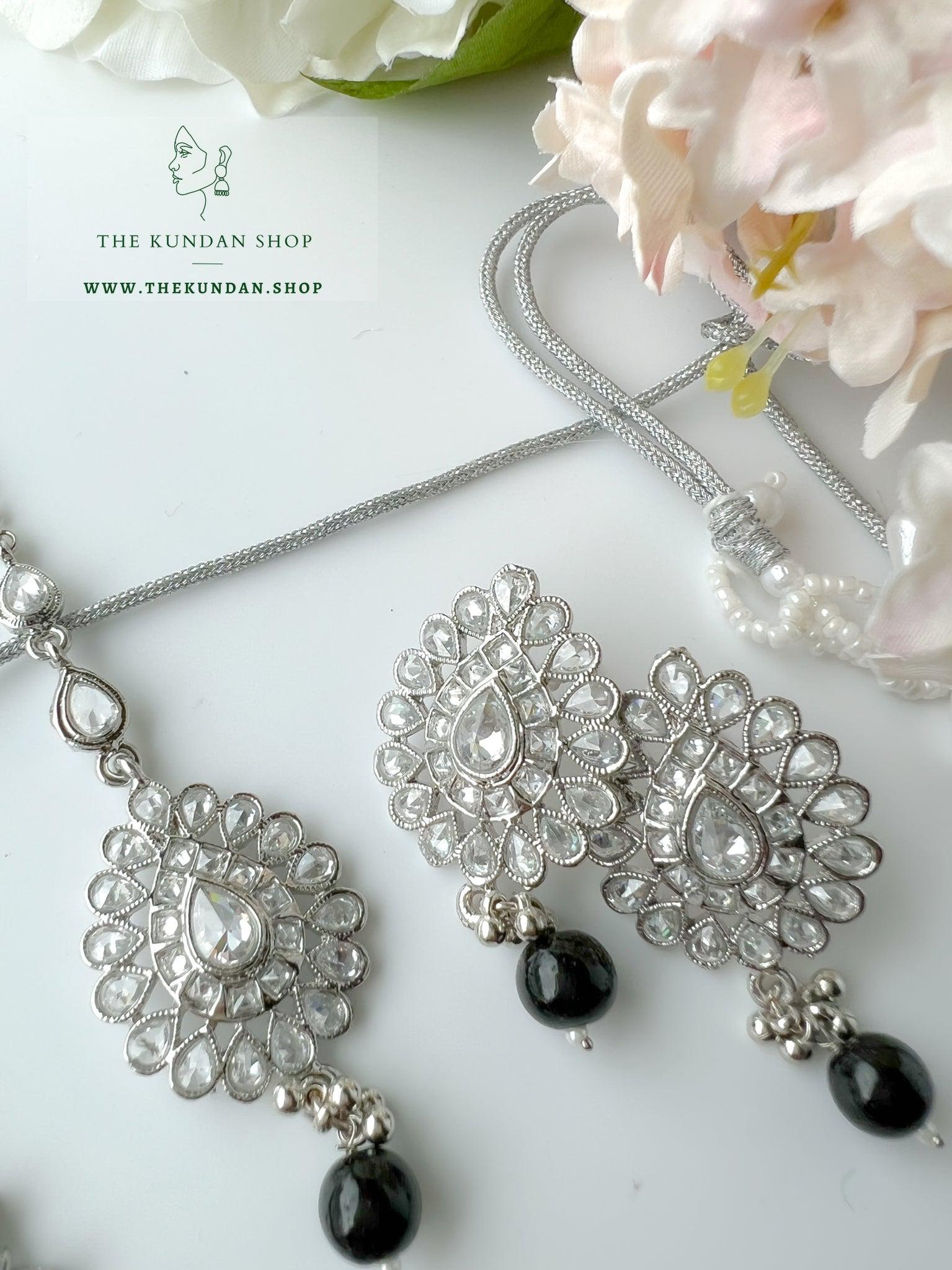 Simplicity in Silver & Black Necklace Sets THE KUNDAN SHOP 