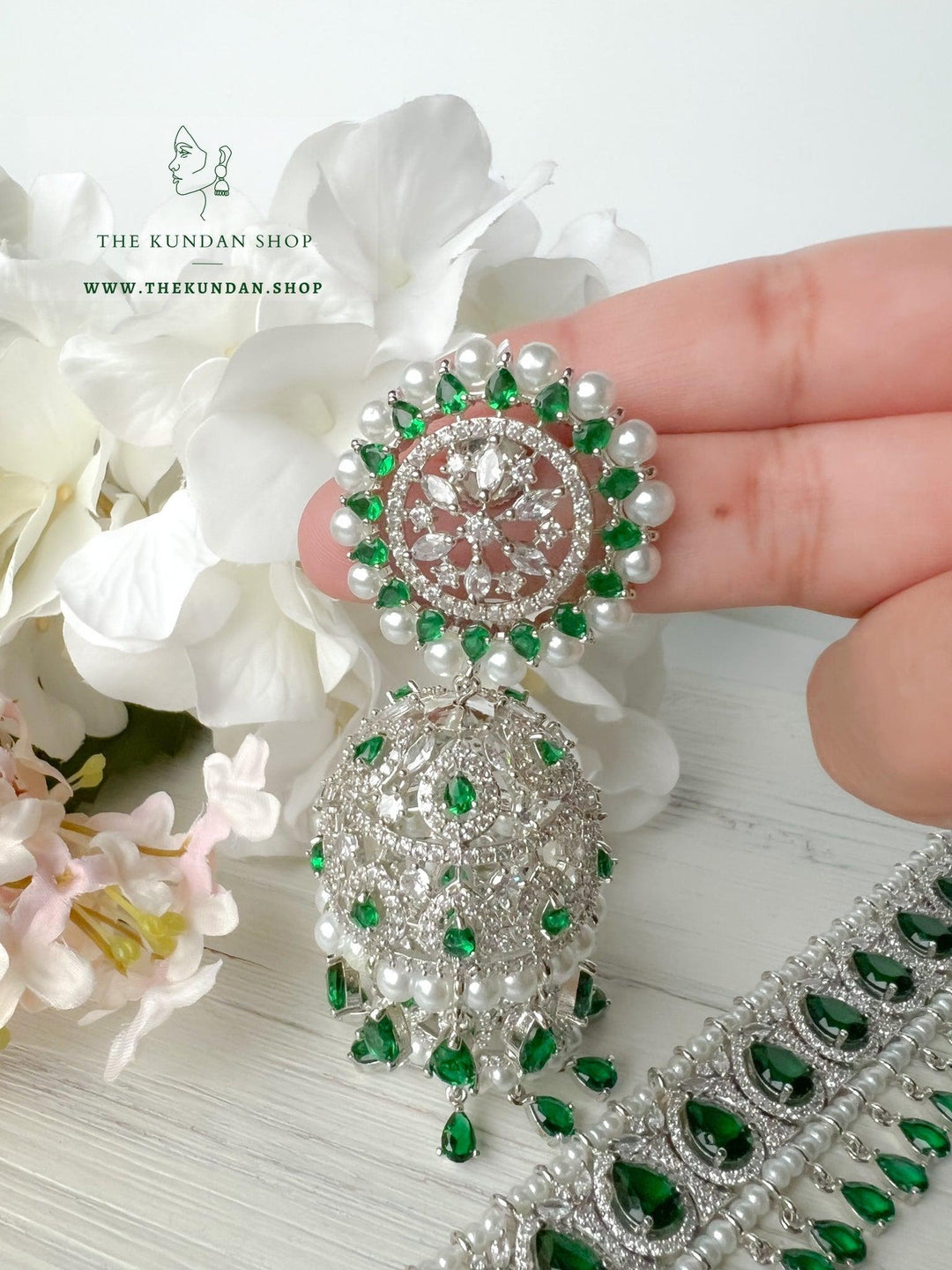 A Teardrop Stone in Silver & Emerald Necklace Sets THE KUNDAN SHOP 