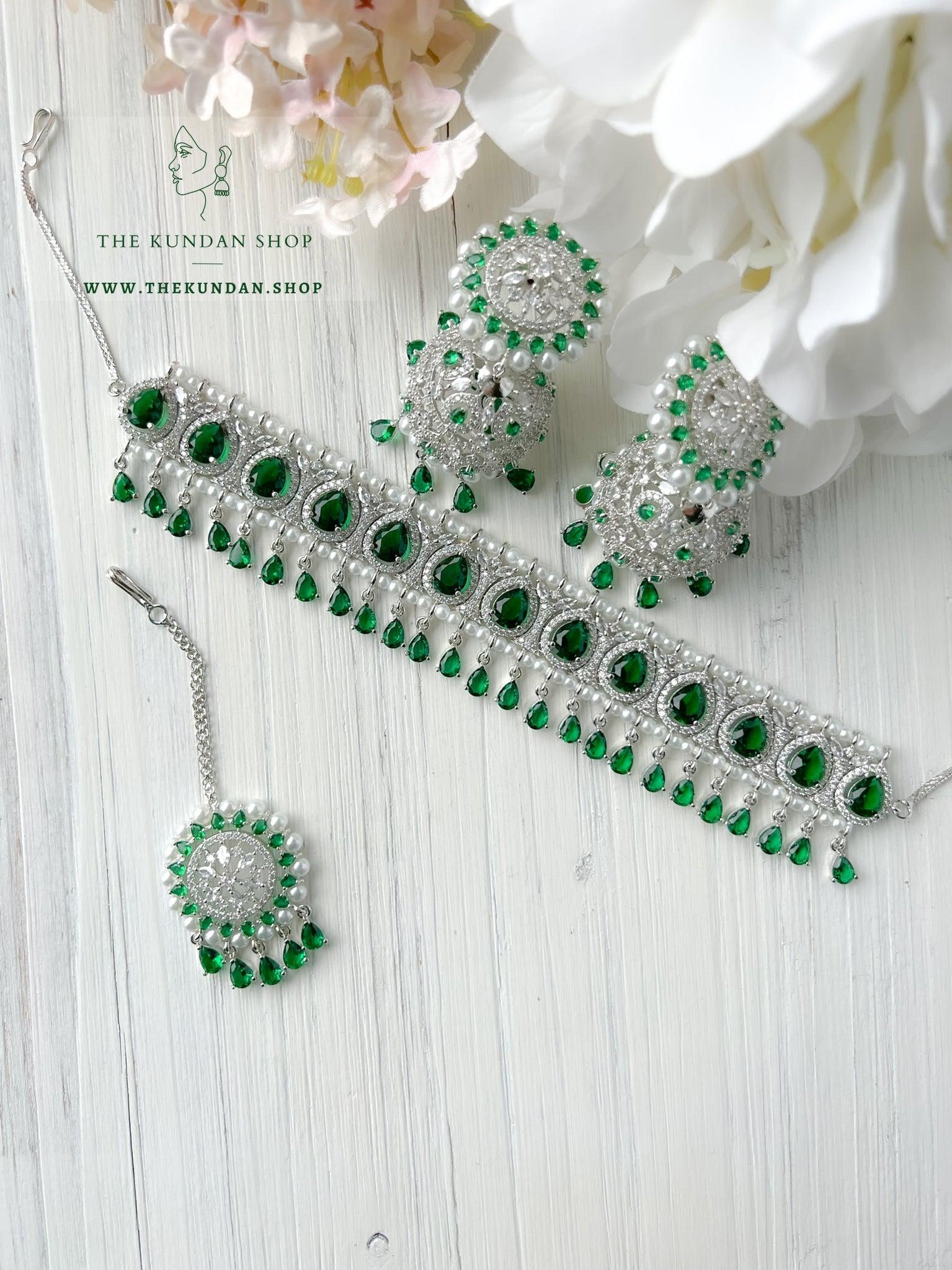 A Teardrop Stone in Silver & Emerald Necklace Sets THE KUNDAN SHOP 