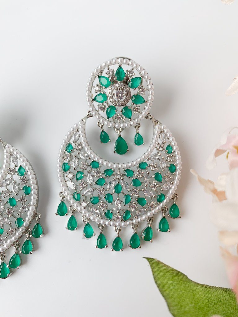 Decisive in Silver & Emerald Earrings + Tikka THE KUNDAN SHOP 