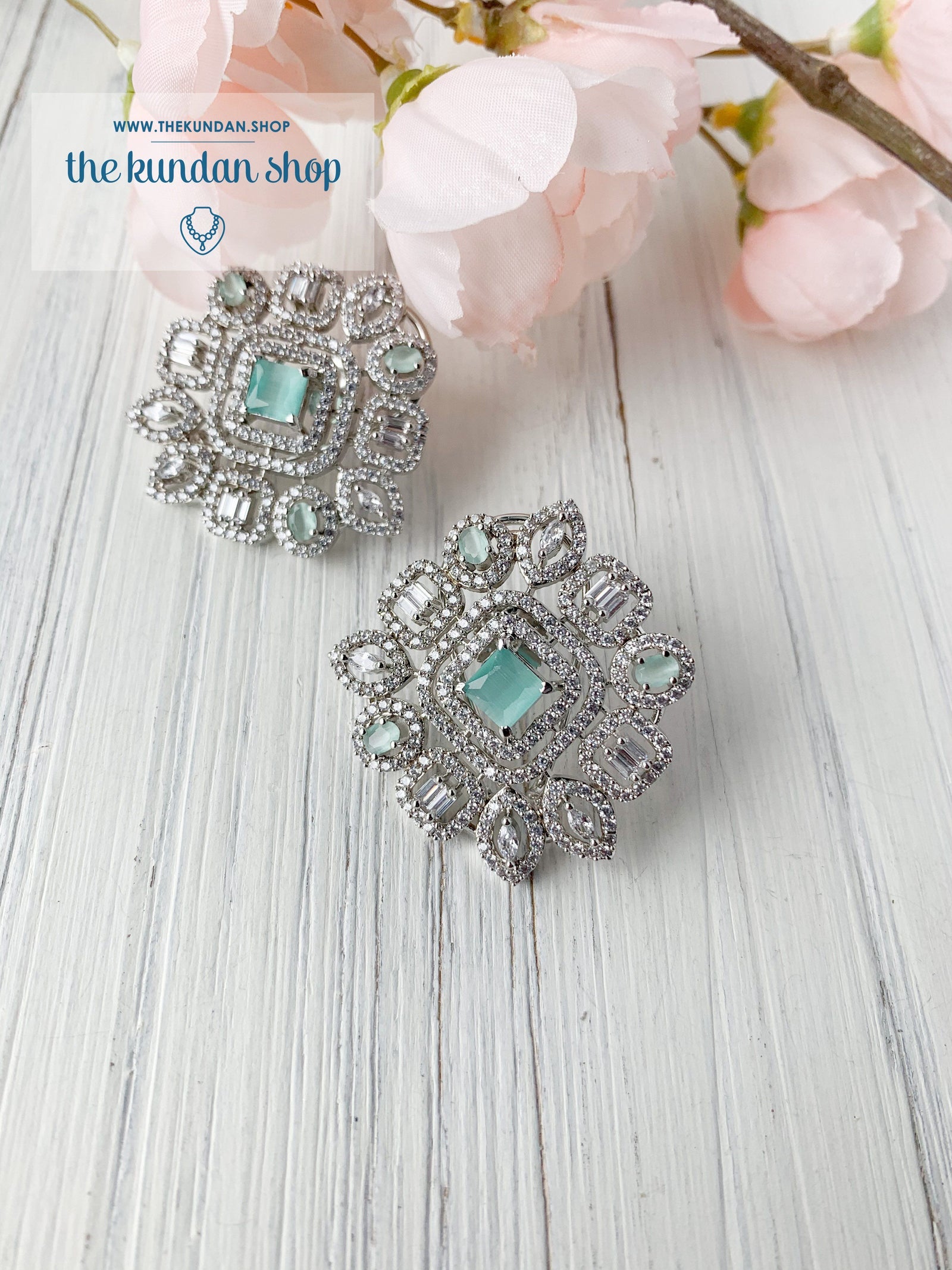 Centered in Silver Mint Earrings THE KUNDAN SHOP 