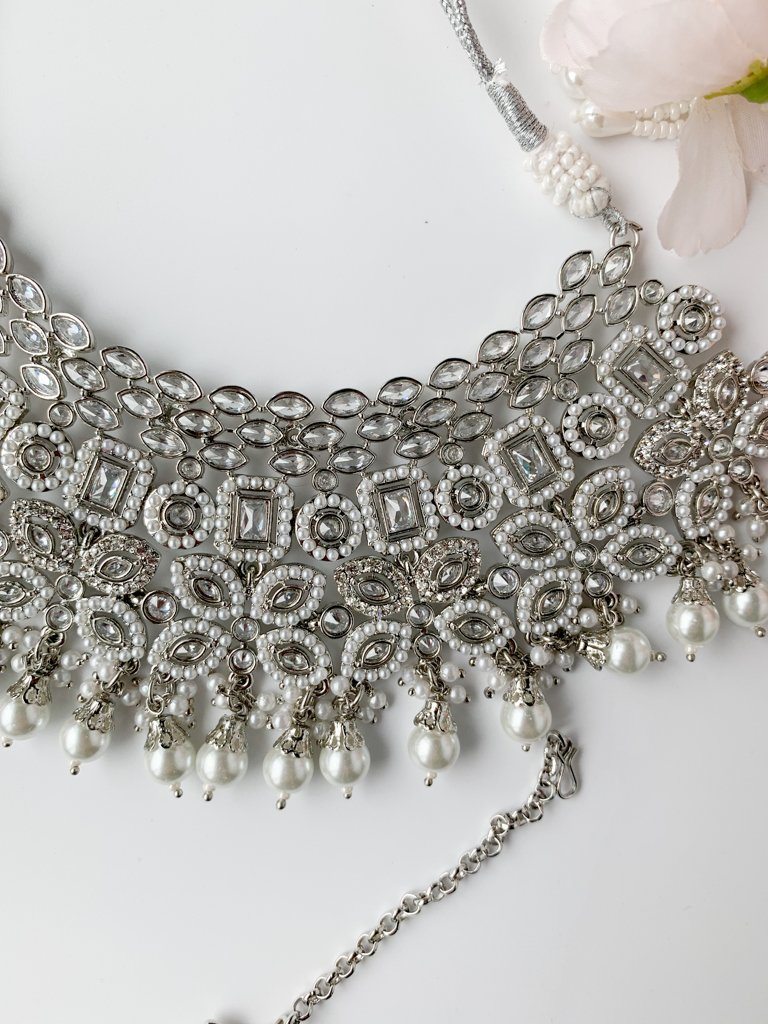 Monarch in Silver Necklace Sets THE KUNDAN SHOP 