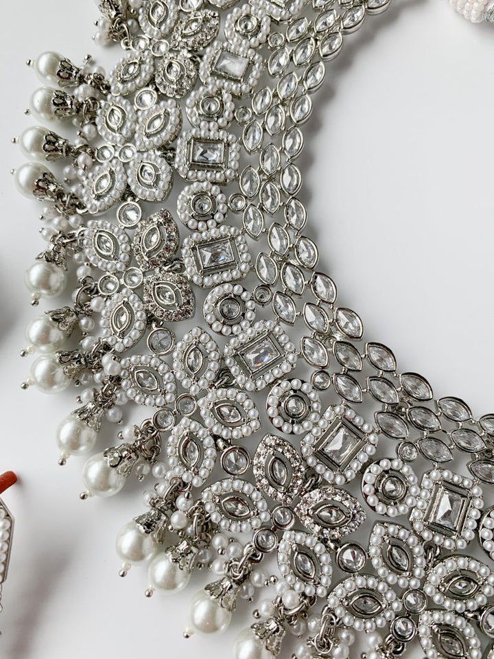 Monarch in Silver Necklace Sets THE KUNDAN SHOP 