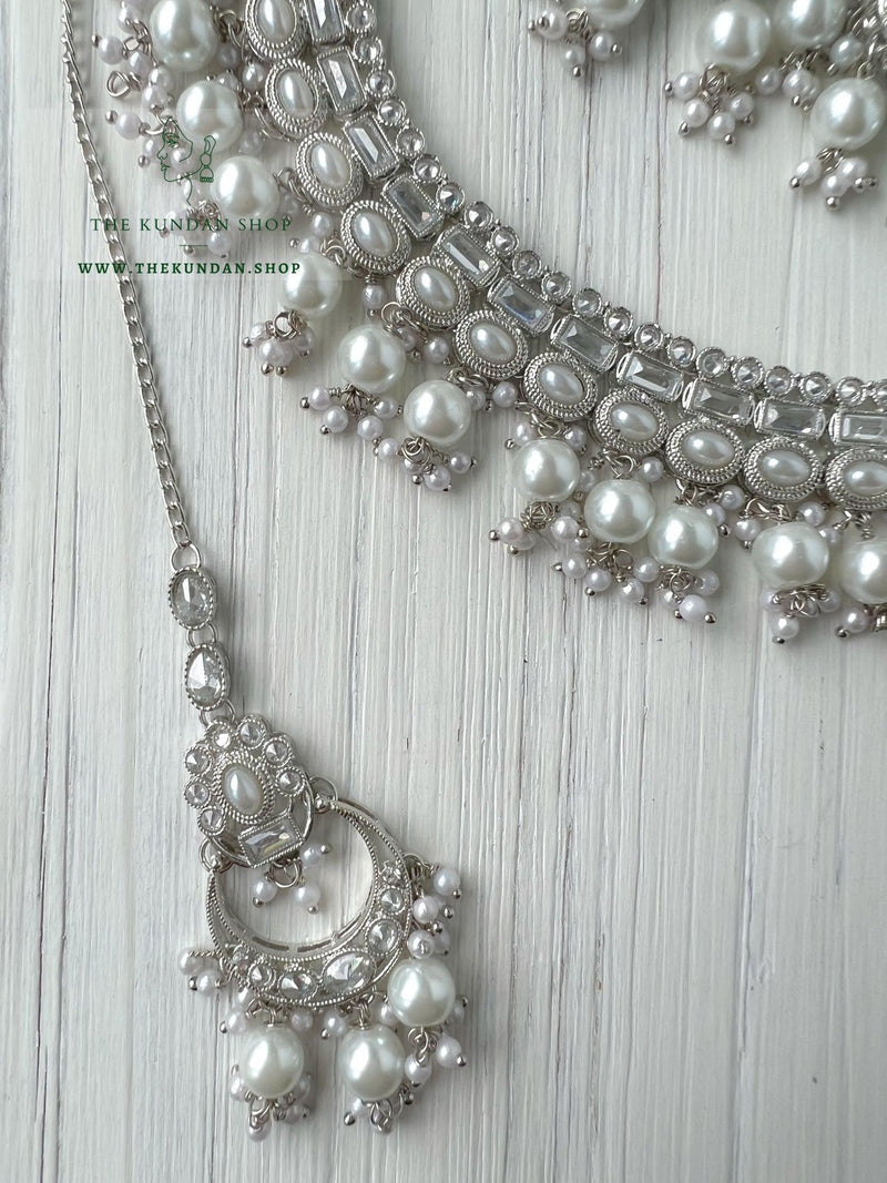 Good Intentions in Silver Necklace Sets THE KUNDAN SHOP 
