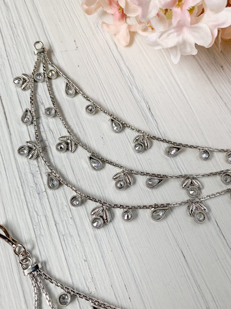 Simple Flowers - Silver Saharay Sahara Earrings THE KUNDAN SHOP 