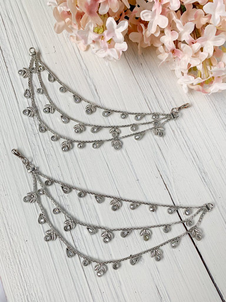 Simple Flowers - Silver Saharay Sahara Earrings THE KUNDAN SHOP 