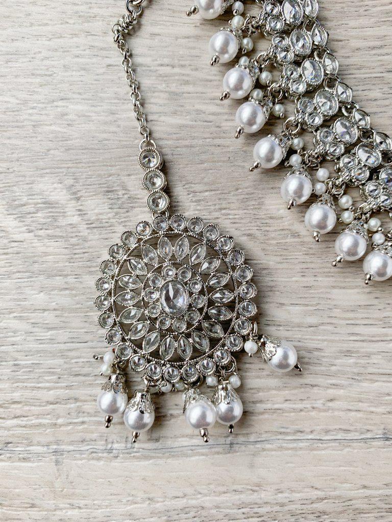 Bewilder in Silver Necklace Sets THE KUNDAN SHOP 