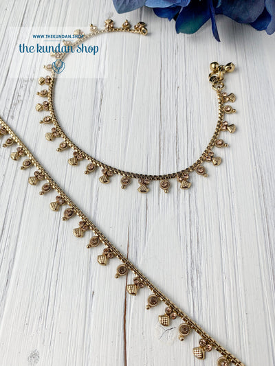 A Layer of Rhinestones - Dainty Anklets Anklets THE KUNDAN SHOP 