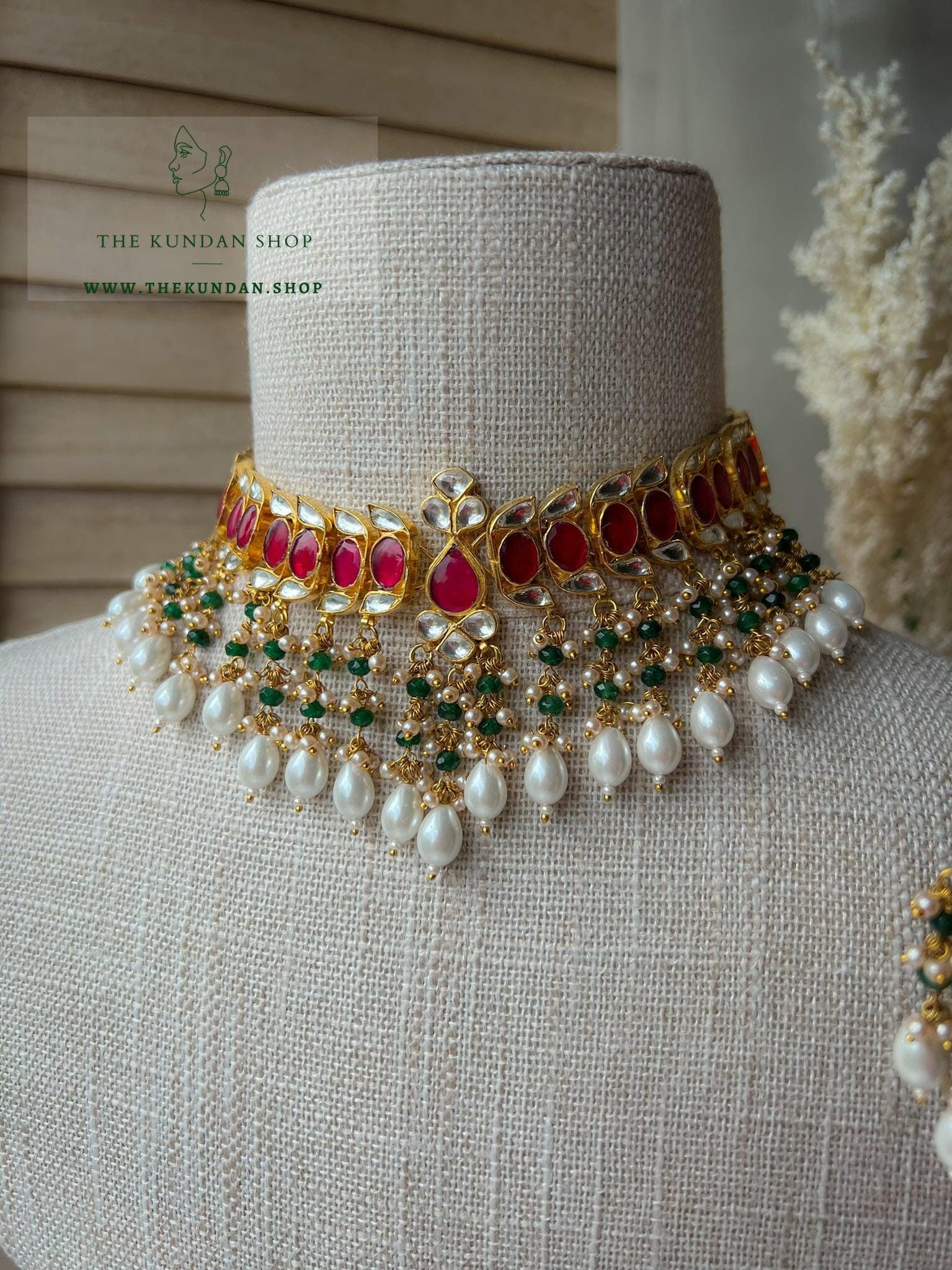 Naive in Kundan Necklace Sets THE KUNDAN SHOP 