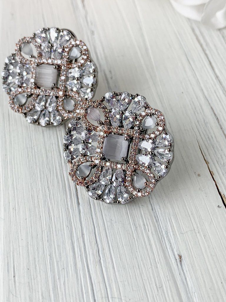 Take Notice Earrings THE KUNDAN SHOP Black Grey/Clear 