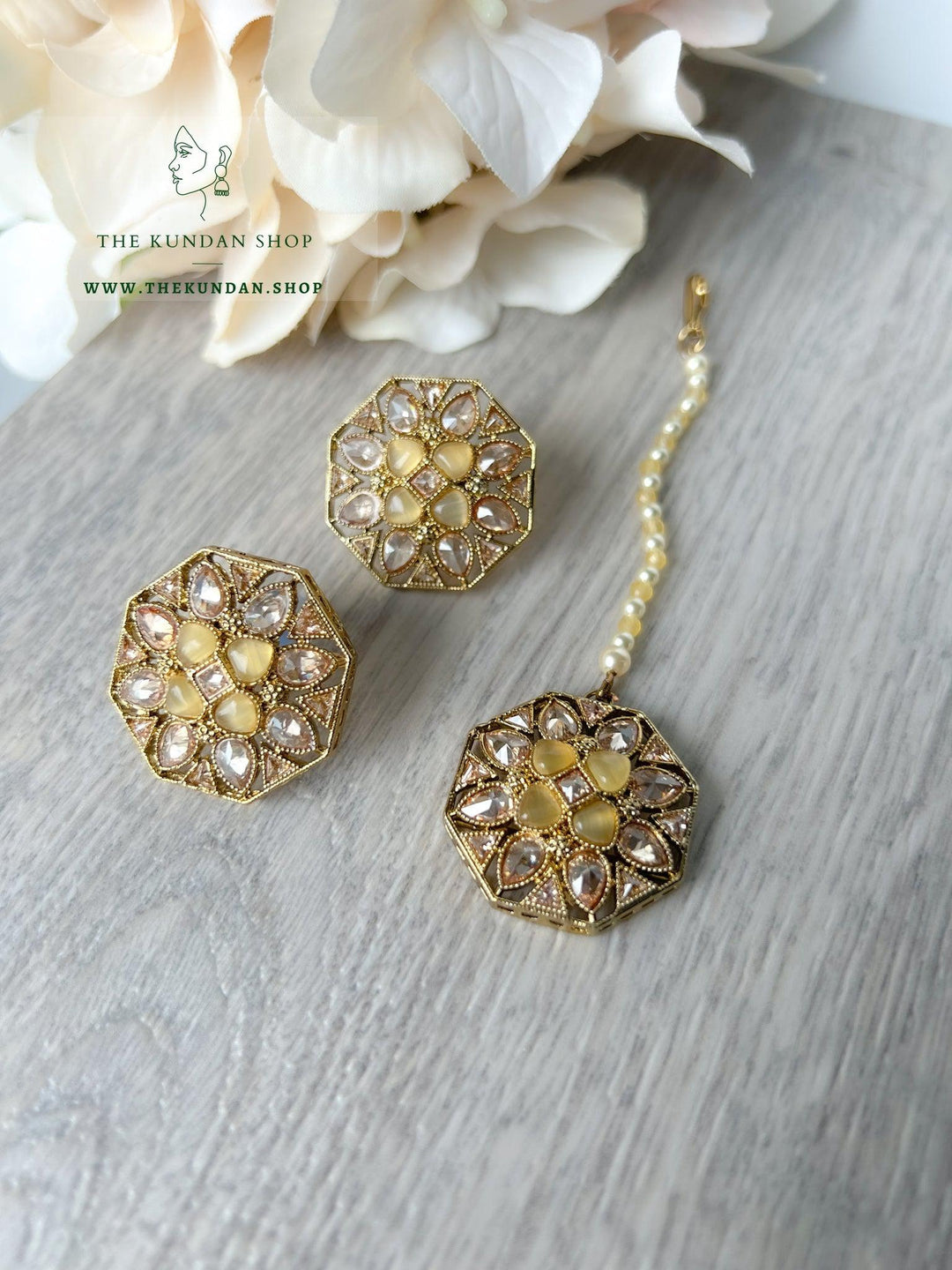 Center Charm Tikka Set Ring THE KUNDAN SHOP Yellow 