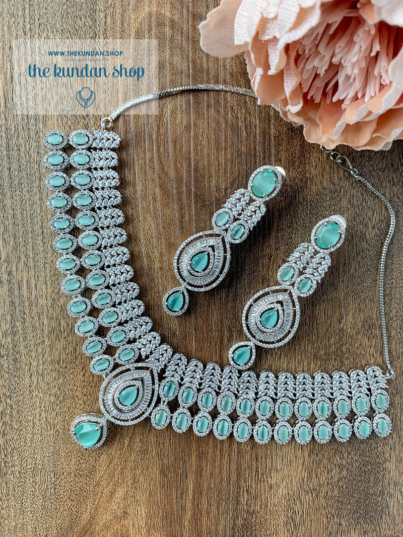 Veiled in Mint Necklace Sets THE KUNDAN SHOP 