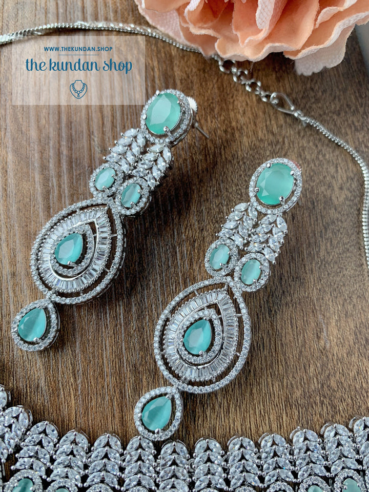 Veiled in Mint Necklace Sets THE KUNDAN SHOP 