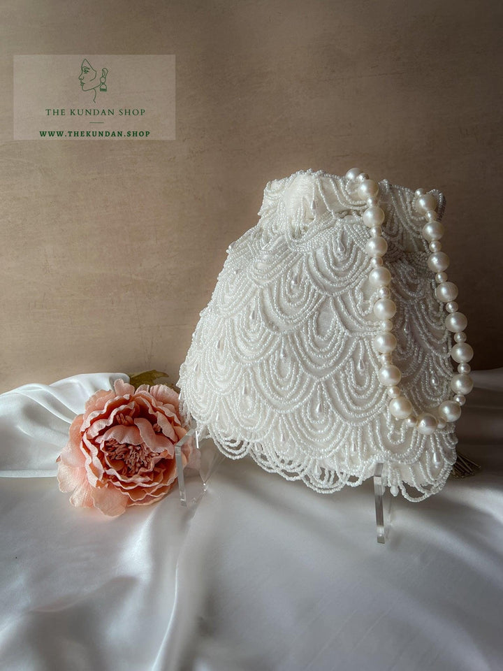 Chic Pouch in White Clutch THE KUNDAN SHOP 