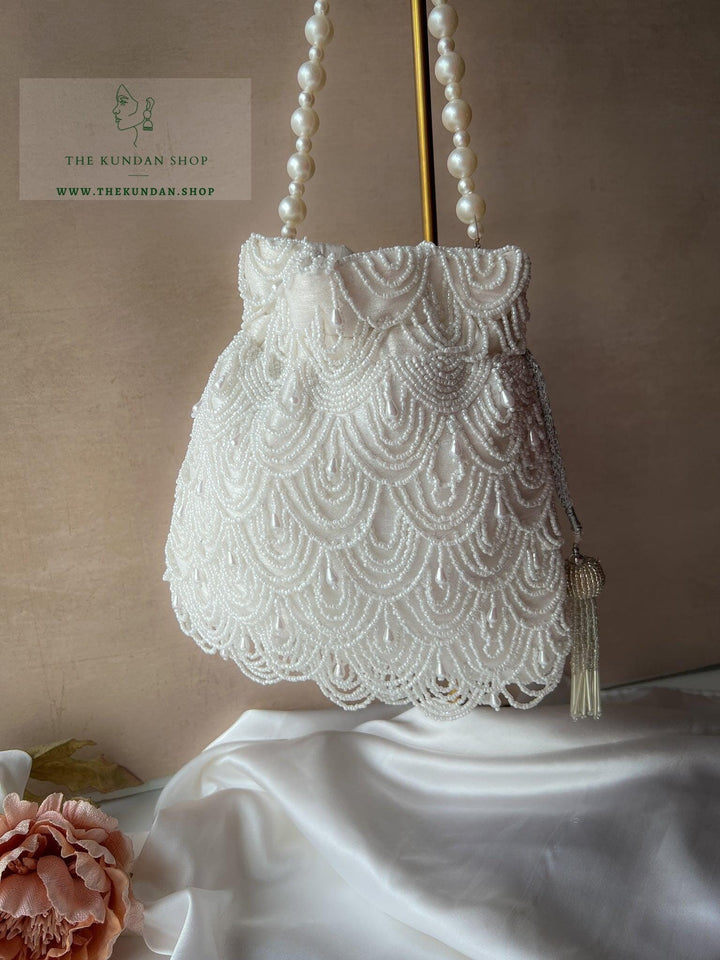 Chic Pouch in White Clutch THE KUNDAN SHOP 
